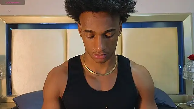 Malkongarcia online show from December 15, 2025, 9:08 pm