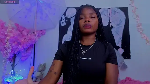 KilyetVera3x online show from March 25, 2026, 5:13 am