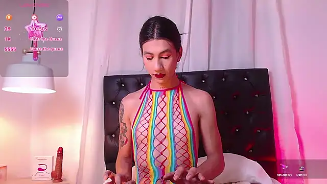 sofiaa grey  online show from December 3, 2024, 1:32 pm