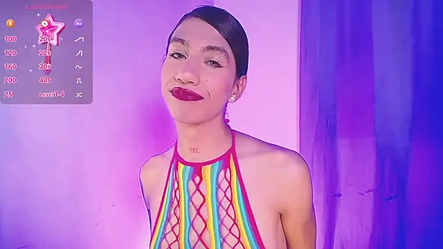 sofiaa grey  online show from December 10, 2024, 1:33 pm