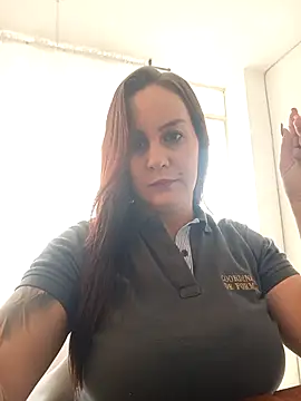 maite mike online show from April 17, 2026, 2:42 pm