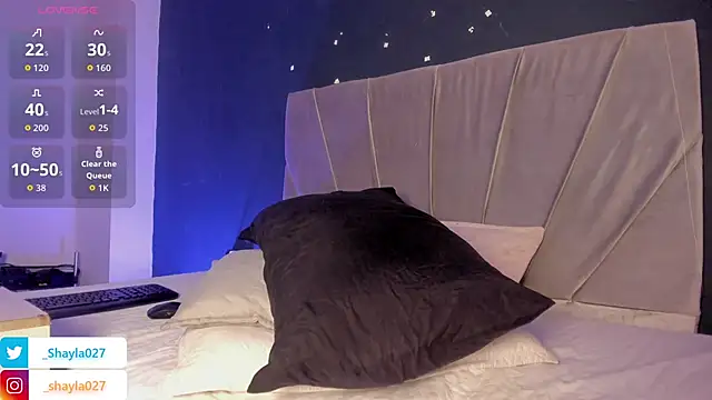 Shayla27 online show from March 23, 2026, 2:21 pm