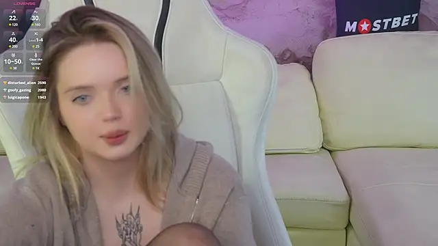 Cassy-Celestial  online show from January 9, 2025, 5:55 am