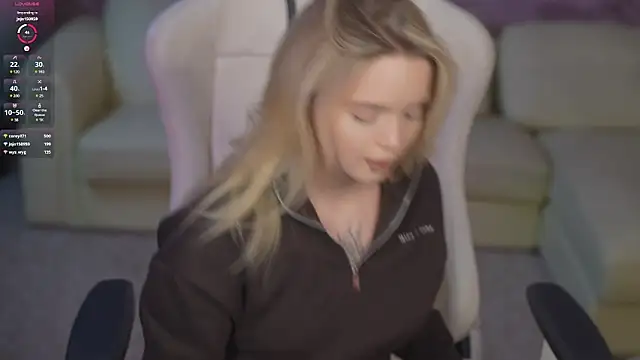 Cassy-Celestial  online show from March 10, 2025, 6:05 am