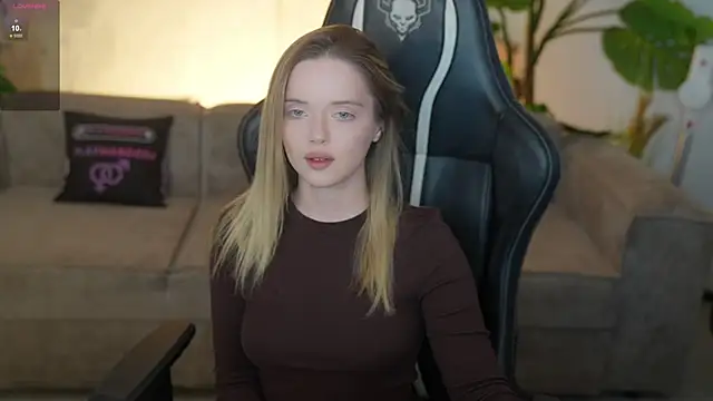 Cassy-Celestial  online show from February 28, 2026, 12:06 pm