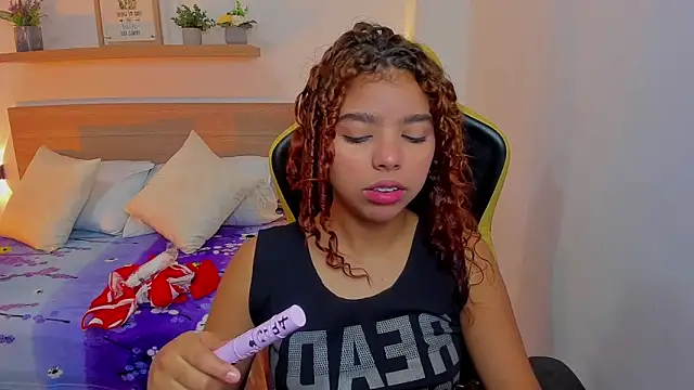 aurora rodriguez online show from January 13, 2025, 12:13 pm