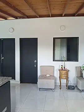 Juliietha servas online show from March 19, 2026, 5:06 pm