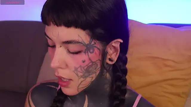 SylveonFox online show from September 29, 2025, 11:20 pm