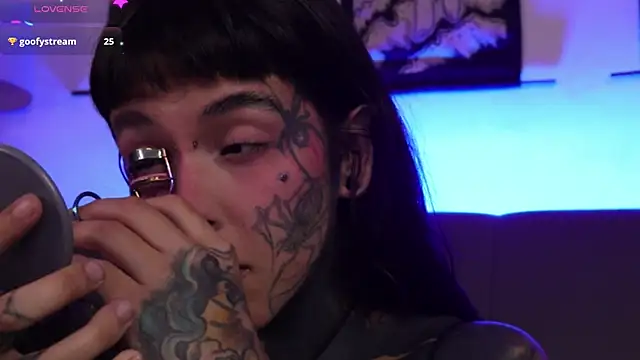 SylveonFox online show from October 13, 2025, 3:39 am