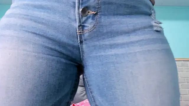 emily hunter12 online show from September 13, 2025, 1:33 pm