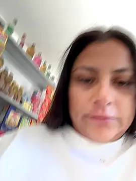 Sol biglips online show from September 14, 2025, 4:06 pm