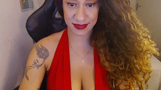 Snapshot of gauchinhaG chatting on February 14, 2026, 7:54 pm gauchinhaG online show from February 14, 2026, 7:54 pm