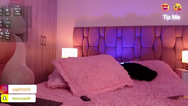 SophiaKarson online show from March 13, 2025, 2:55 pm