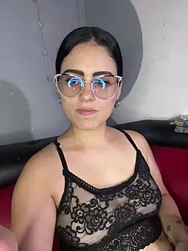 Azuna25 online show from March 17, 2026, 7:50 pm