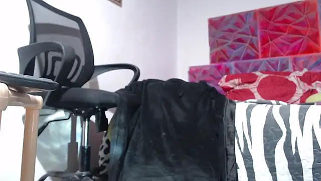 bix couples online show from November 23, 2025, 3:28 am