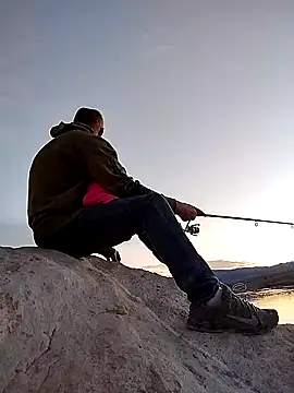 Snapshot of FloppyPickle4u chatting on February 10, 2025, 1:24 am FloppyPickle4u online show from February 10, 2025, 1:24 am