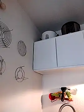 Snapshot of FloppyPickle4u chatting on February 26, 2025, 6:43 pm FloppyPickle4u online show from February 26, 2025, 6:43 pm