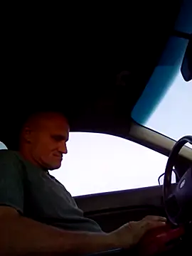 Snapshot of FloppyPickle4u chatting on March 1, 2025, 1:43 am FloppyPickle4u online show from March 1, 2025, 1:43 am