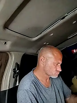 Snapshot of FloppyPickle4u chatting on March 3, 2025, 2:36 am FloppyPickle4u online show from March 3, 2025, 2:36 am