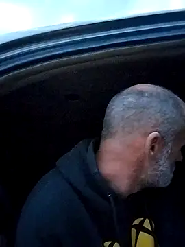 Snapshot of FloppyPickle4u chatting on March 14, 2025, 1:59 am FloppyPickle4u online show from March 14, 2025, 1:59 am