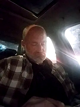 Snapshot of FloppyPickle4u chatting on March 20, 2025, 9:37 am FloppyPickle4u online show from March 20, 2025, 9:37 am