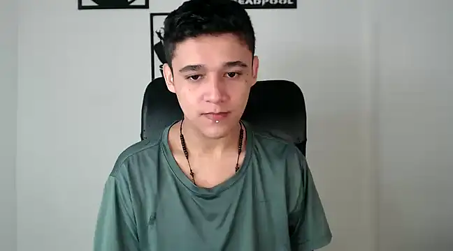 kaiine190 online show from December 4, 2024, 1:20 pm