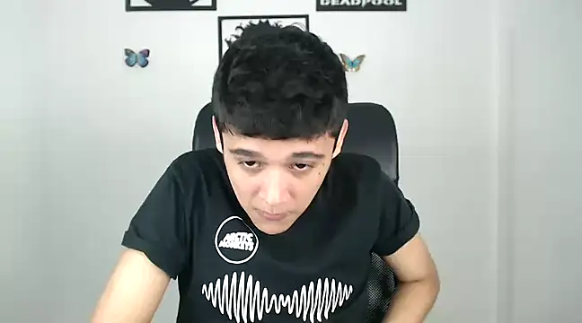 kaiine190 online show from January 23, 2025, 7:32 am