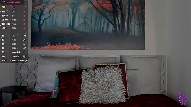 LunaRuso online show from March 8, 2025, 8:03 pm