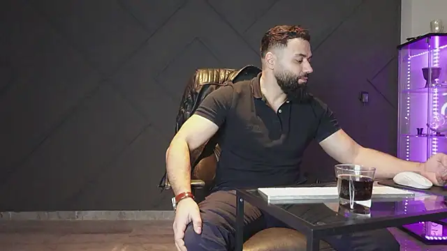 mattmasterss online show from March 9, 2026, 9:41 pm