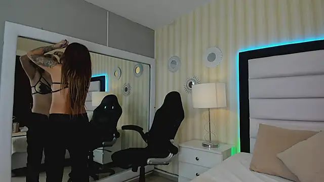 Snapshot of Valeriasaenzz_ chatting on December 18, 2024, 6:14 pm Valeriasaenzz online show from December 18, 2024, 6:14 pm