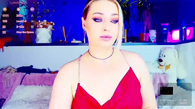 Snapshot of _JuliaSpace_ chatting on May 22, 2026, 5:40 pm JuliaSpace online show from May 22, 2026, 5:40 pm
