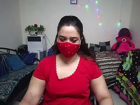 Arushisingh8888 online show from March 3, 2025, 4:03 am