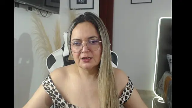 samy vsn online show from October 11, 2025, 8:07 pm