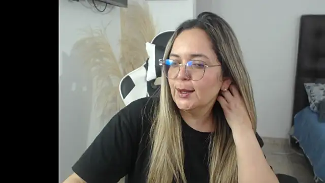 samy vsn online show from October 15, 2025, 7:03 pm