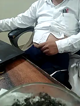 Snapshot of Hot-man39 chatting on October 20, 2025, 12:16 pm Hot-man39 online show from October 20, 2025, 12:16 pm