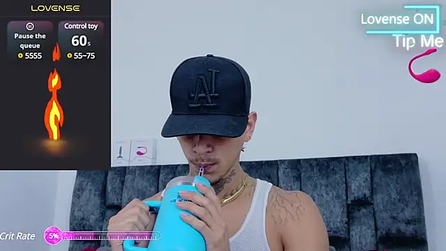 JAYCOB00 online show from February 16, 2025, 2:31 am