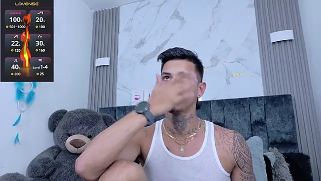 JAYCOB00 online show from December 15, 2025, 1:54 am