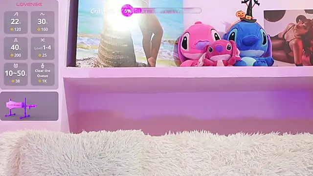 adri crof online show from December 9, 2024, 12:56 am