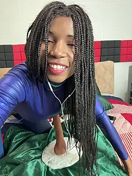 Shantel-Olivia online show from December 18, 2025, 9:04 am