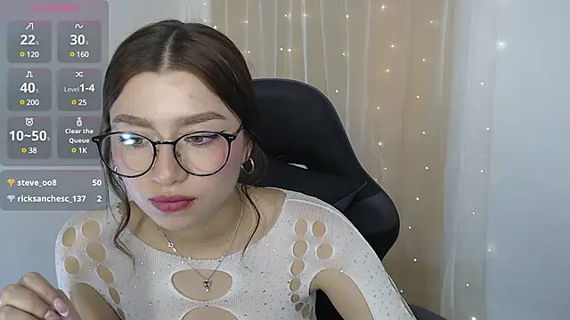 Snapshot of mily_thomson_b_ chatting on January 9, 2025, 8:33 pm mily thomson b online show from January 9, 2025, 8:33 pm