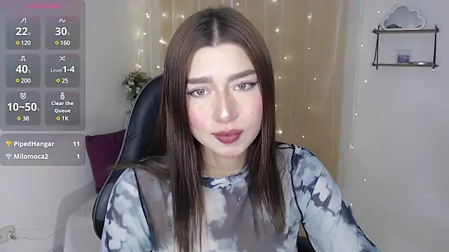 Snapshot of mily_thomson_b_ chatting on February 8, 2025, 1:43 am mily thomson b online show from February 8, 2025, 1:43 am