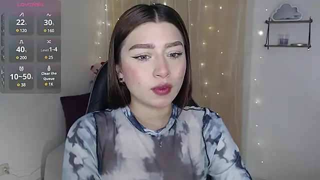 Snapshot of mily_thomson_b_ chatting on February 21, 2025, 9:00 pm mily thomson b online show from February 21, 2025, 9:00 pm