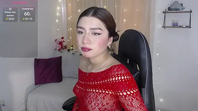 Snapshot of mily_thomson_b_ chatting on February 22, 2025, 8:42 pm mily thomson b online show from February 22, 2025, 8:42 pm