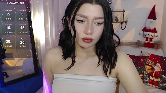 mily thomson b  online show from December 14, 2025, 7:40 pm