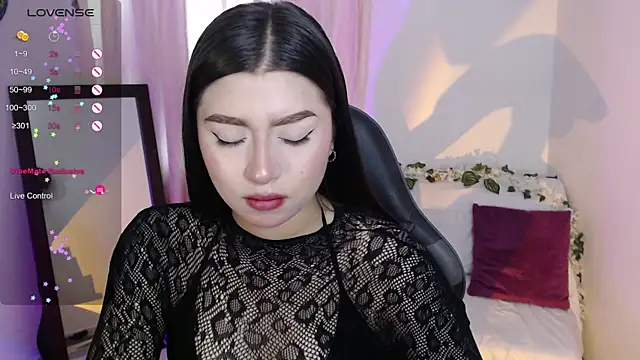 mily thomson b  online show from April 12, 2026, 4:01 pm