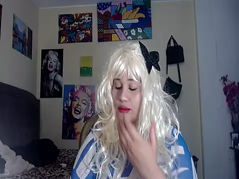 melissa4855 online show from November 17, 2025, 1:00 am