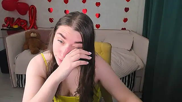 pussyhome2407 online show from February 25, 2025, 11:00 pm