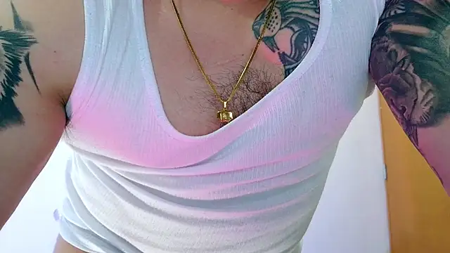 Snapshot of alexandergranda71 chatting on October 9, 2025, 12:52 am alexandergranda71 online show from October 9, 2025, 12:52 am