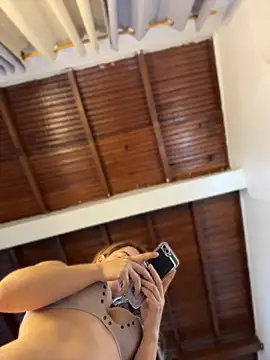 emiss  online show from April 8, 2026, 2:50 pm