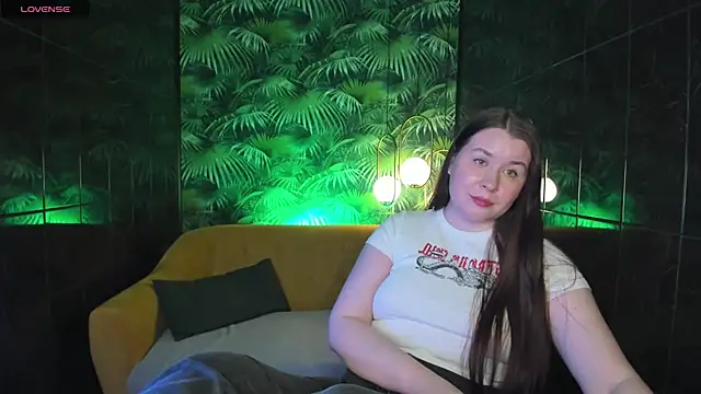 ShedarBrooks online show from December 23, 2024, 11:57 am